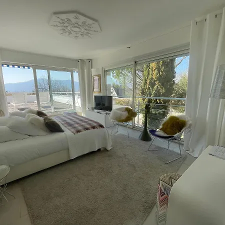 La Haute Corniche Bed & Breakfast