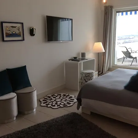 La Haute Corniche 3* אוברנאי