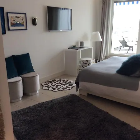 Nocleg ze śniadaniem La Haute Corniche 3*