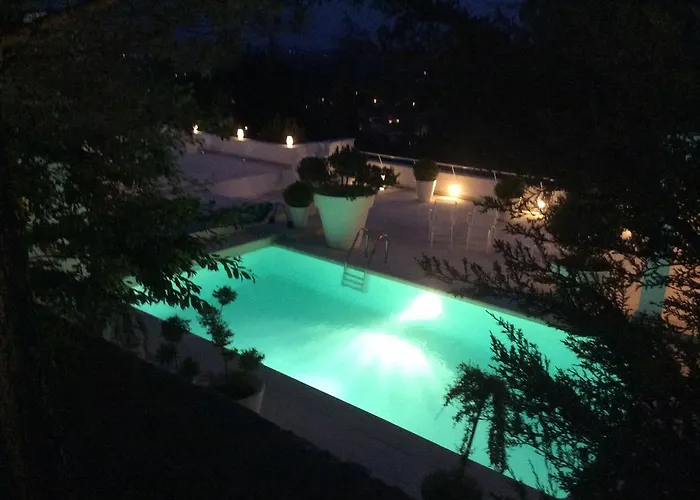 La Haute Corniche 3* Obernai