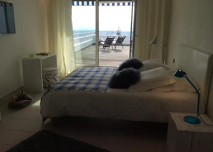 Bed & Breakfast La Haute Corniche 3*