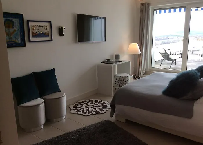 La Haute Corniche 3* Оберне