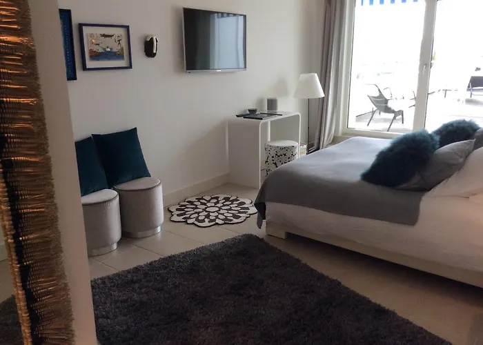 Bed & Breakfast La Haute Corniche 3*