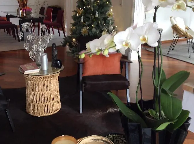 La Haute Corniche 3*